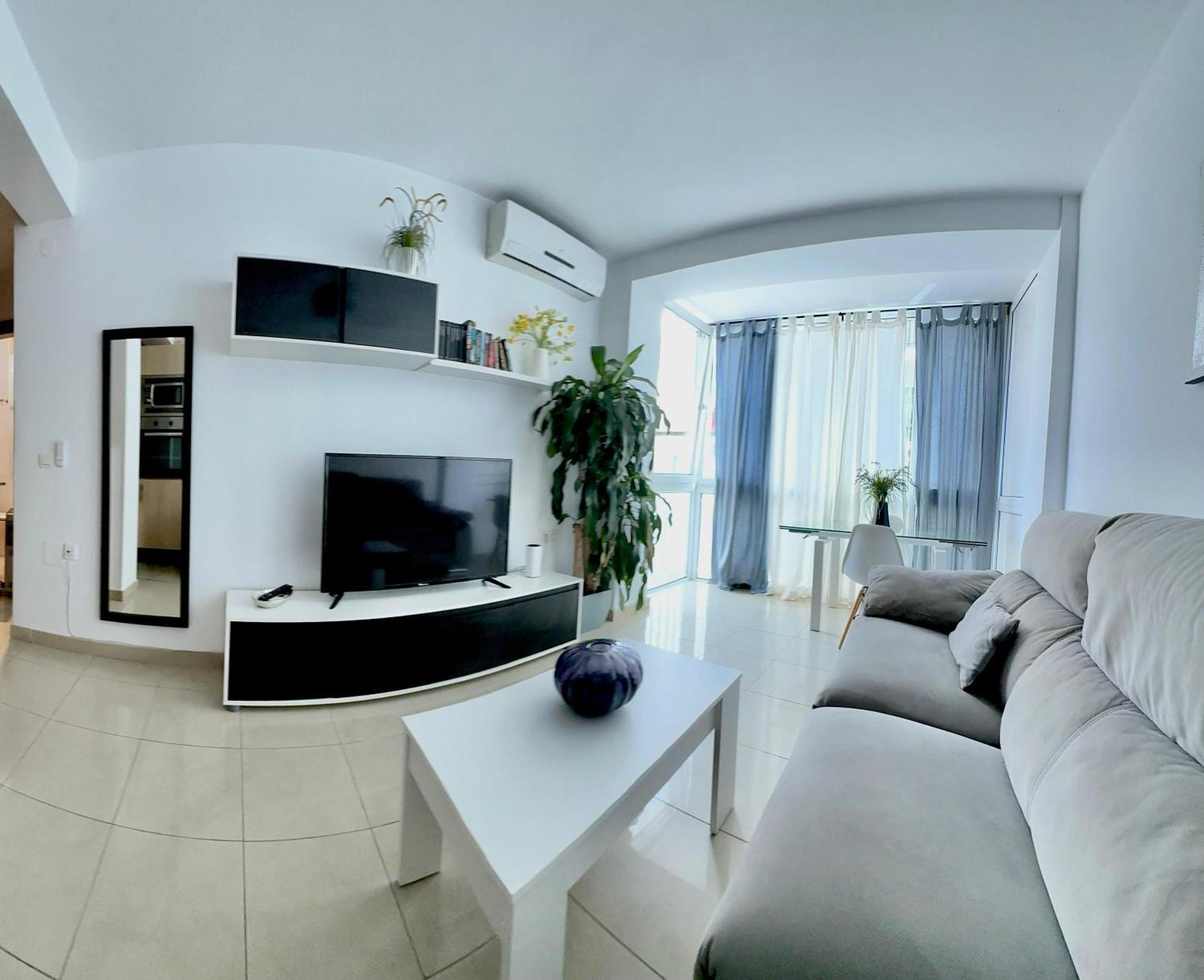 Apartamento En El Centro De ネルハ エクステリア 写真